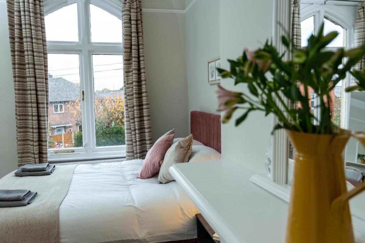 Kings Apartment Chester Exterior photo
